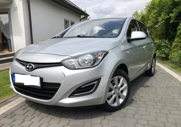 samochody osobowe Hyundai i20 cena 19900 przebieg: 176000, rok produkcji 2013 z Kielce